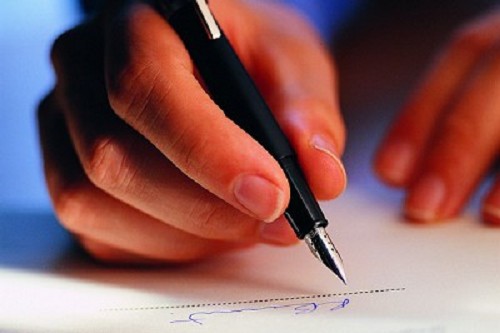 青陽木耳種植戶羅先生